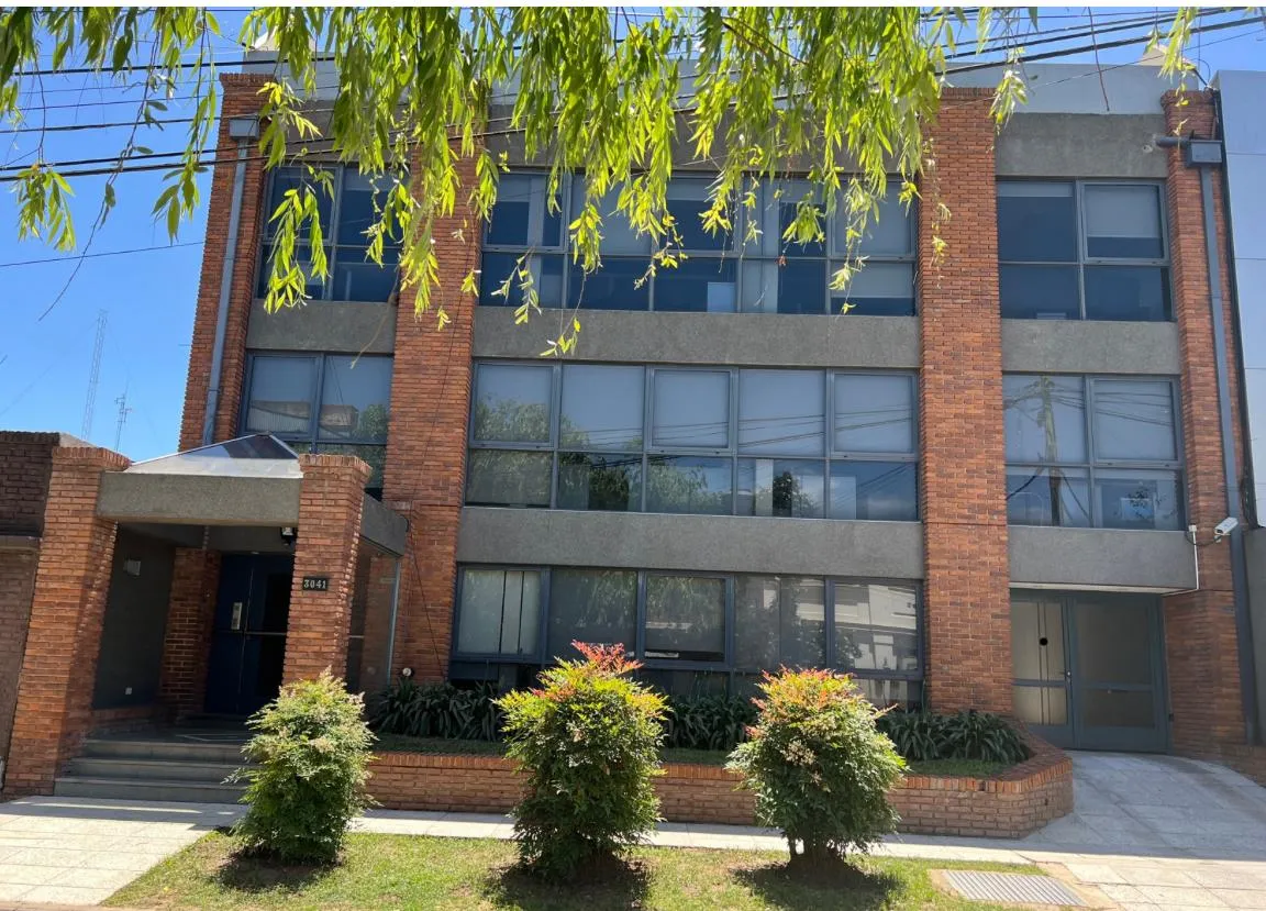 Oficina en Von Wernicke al 3000