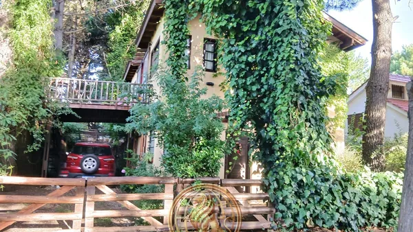 Casa en Libres del Sur al 2800