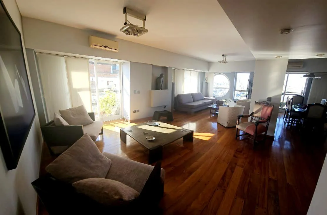 Departamento en Marcelo T de Alvear al 1300
