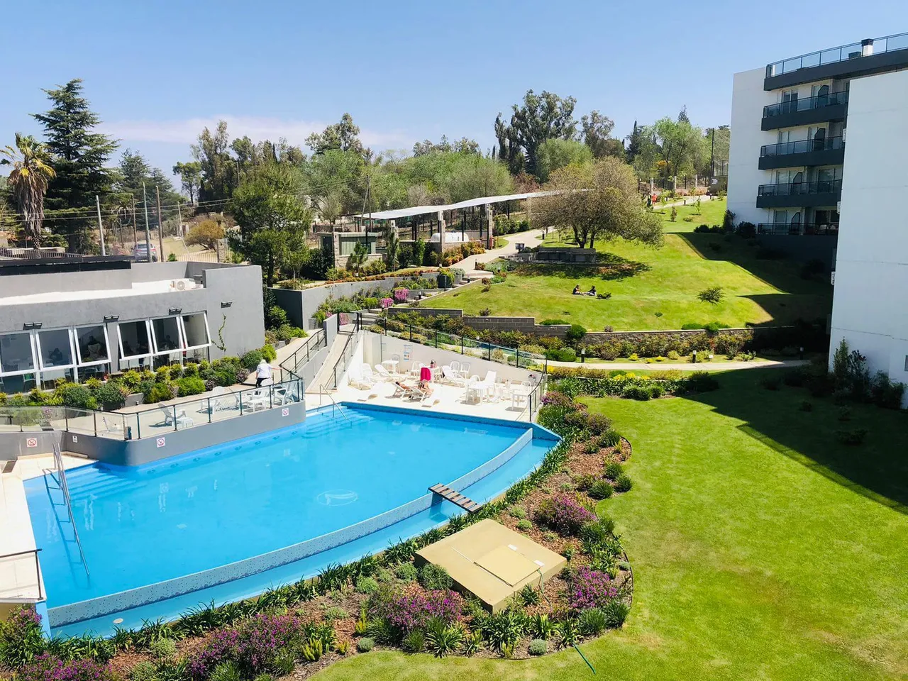 Departamento en VENETO VILLAGE, PARQUE SIQUIMAN