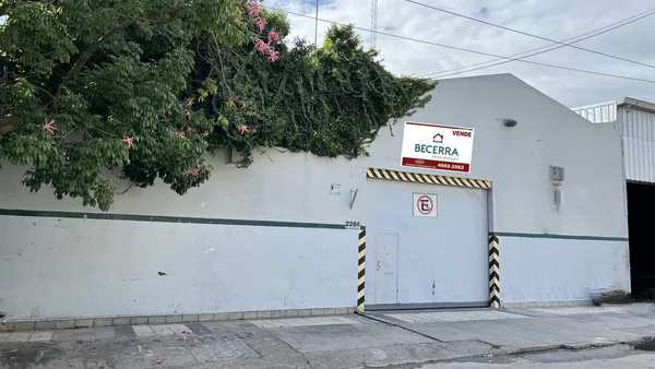 Galpon en Maestra Rodriguez al 2200
