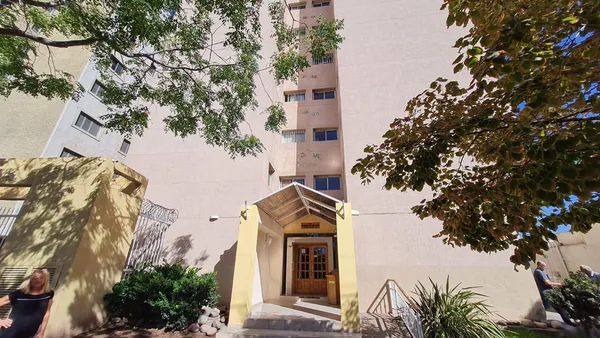 Departamento en Sargento Cabral 847 Piso 7 Dto 5 -