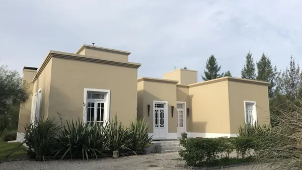 Casa en Campos de Roca I - lote al 289