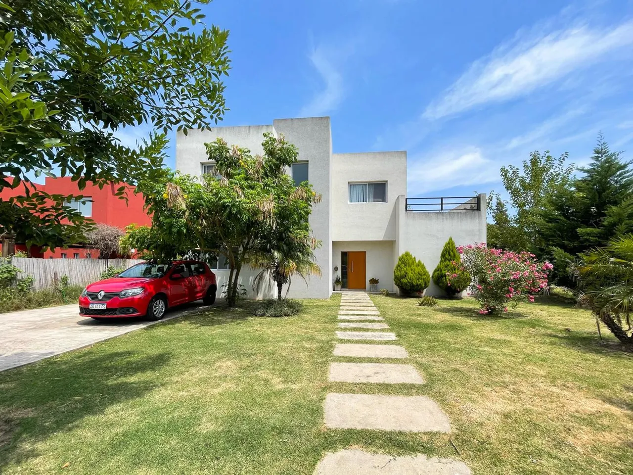 Casa en Dean Funes al 3700