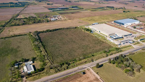 Terreno en URIBURU 7100