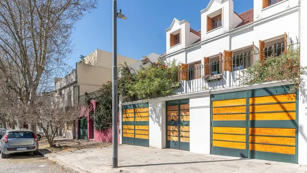 Casa en Casa en Venta en Lomas de Nuñez de 6 Amb C/jardin