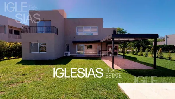 Casa en San Isidro Labrador al Golf