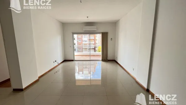 Departamento en Alvear al 300