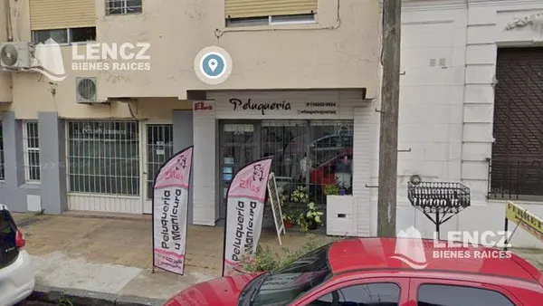 Local Comercial en 25 de Mayo al 300
