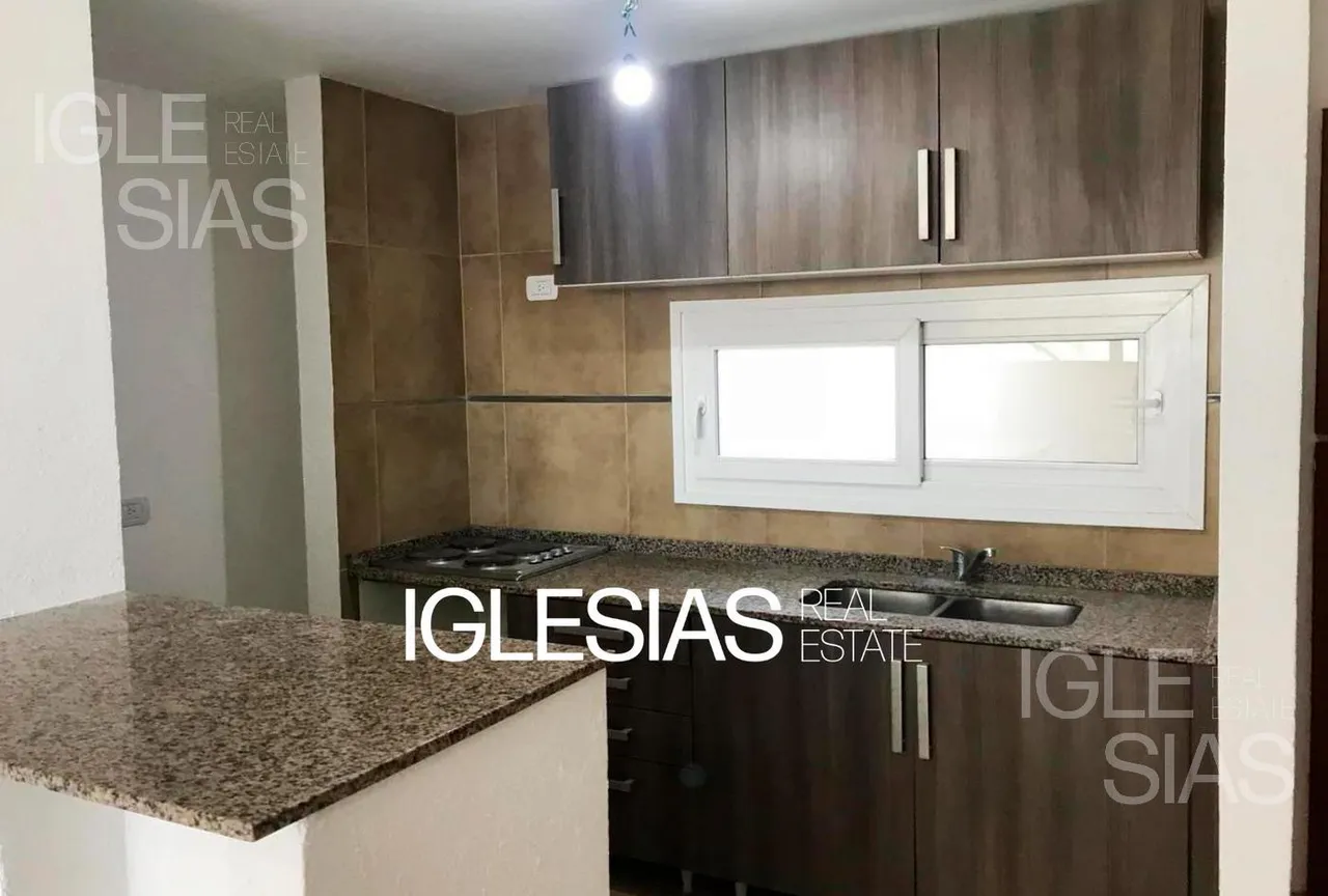 Departamento en Los Almendros al 1400