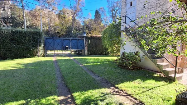 Casa en Casa en Venta en Las Glorias