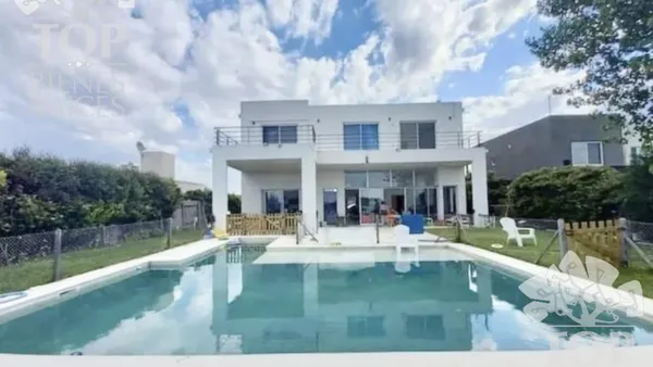 Casa en San Benito - Villanueva