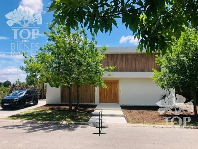 Casa en Santa Clara - Villanueva 100
