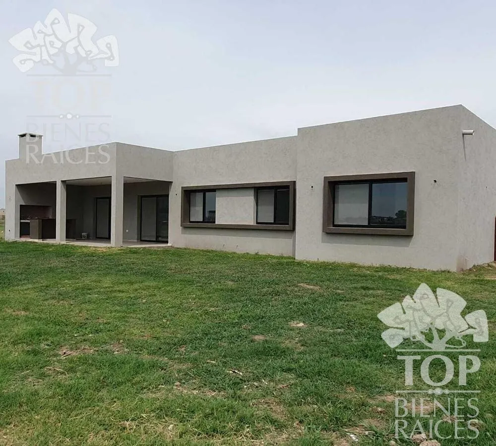 Casa en Tagle 6400
