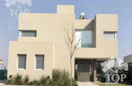 Casa en Tipas 100