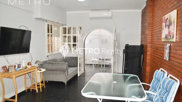 Departamento en Castelli 50