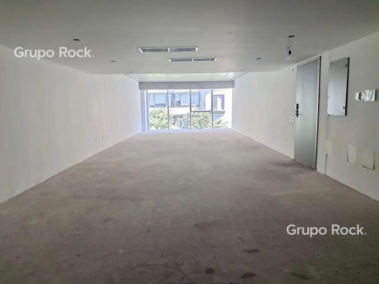Oficina en Uruguay y Córdoba