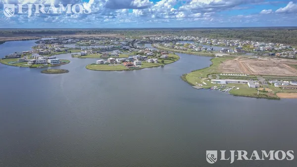 Terreno en PUERTOS - BARRIO AMARRAS - RAMAL ESCOBAR KM 45