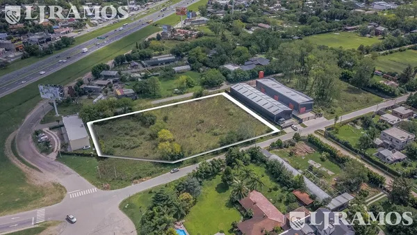 Terreno en Ambrosetti , Del Viso
