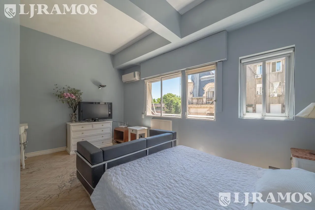 Departamento en Guido al 2400