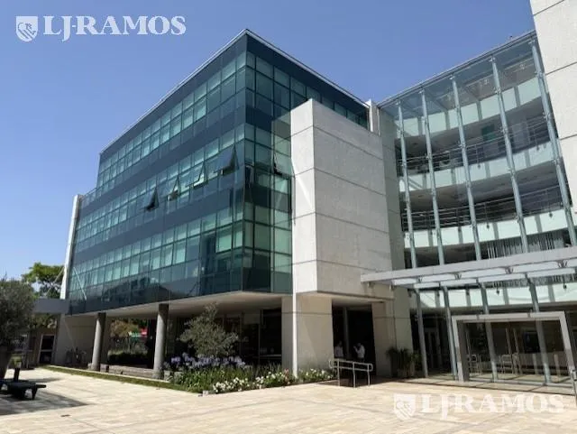 Oficina en EDISON 2659 1°
