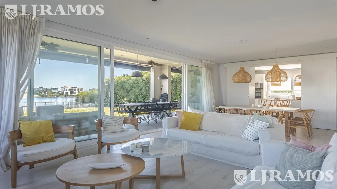 Casa en Al Lago!! Barrio Muelles, Puertos / Escobar