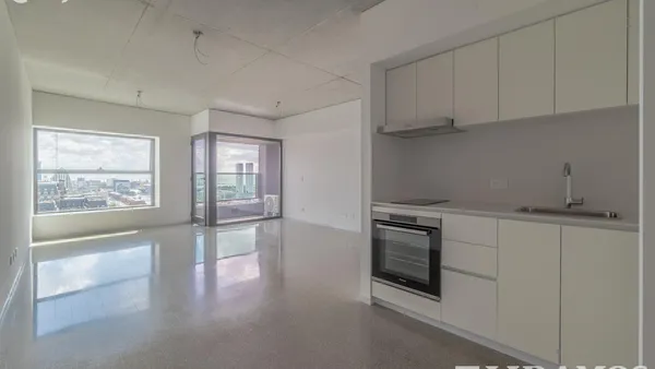 Departamento en Av. Ingeniero Huergo al 400
