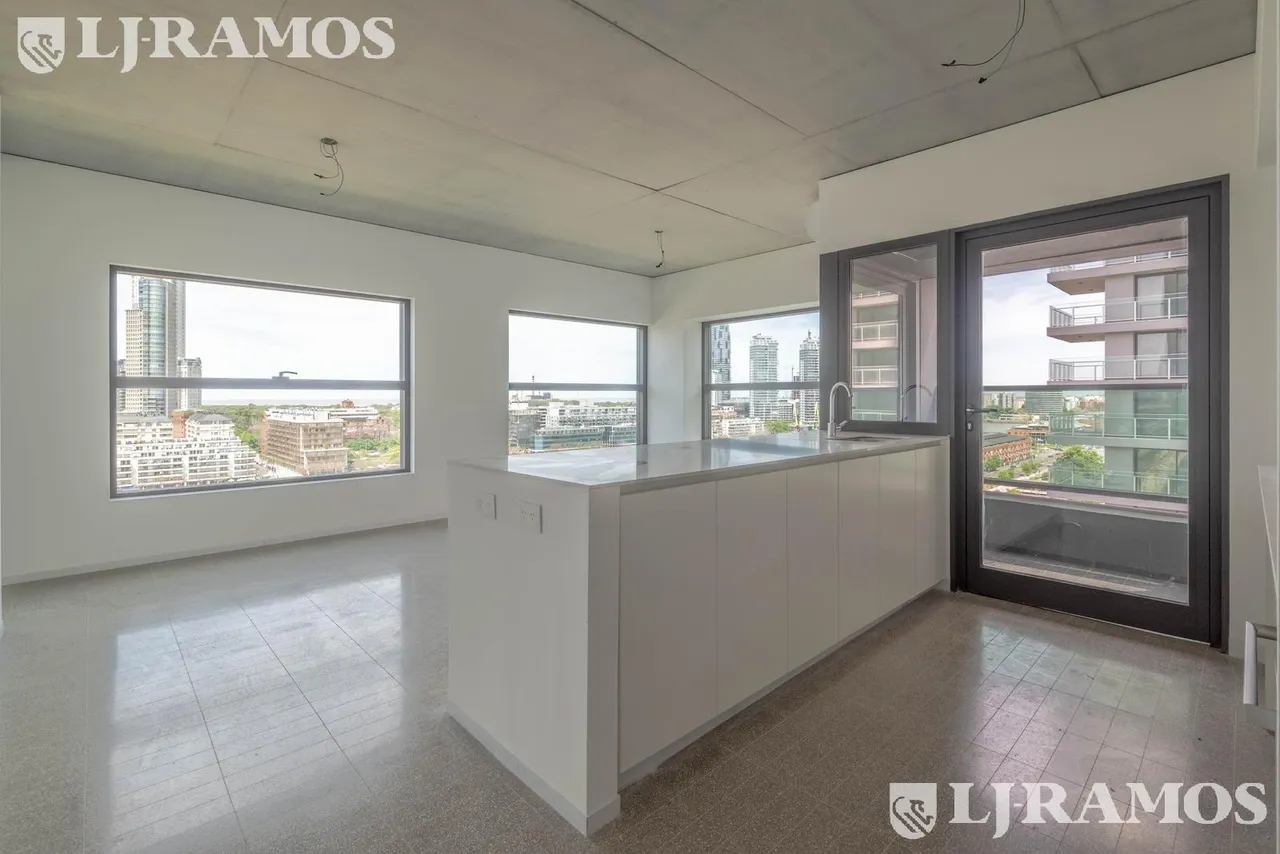 Departamento en Av. Ingeniero Huergo al 400