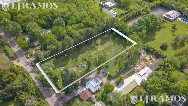 Terreno en Sor Teresa esquina Cabo de Hornos al 300