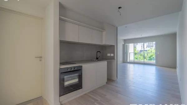 Departamento en JUNCAL al 1100
