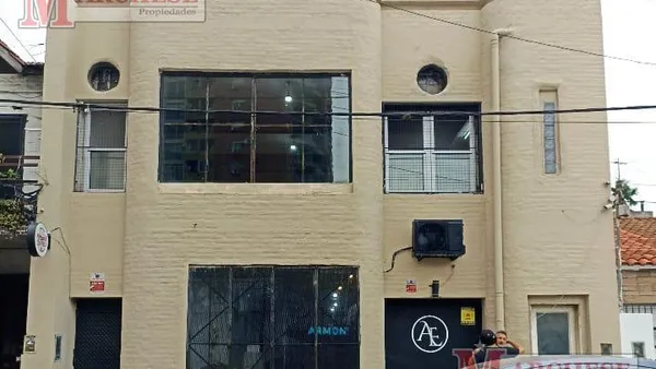 Local Comercial en Av. Gaona al 200