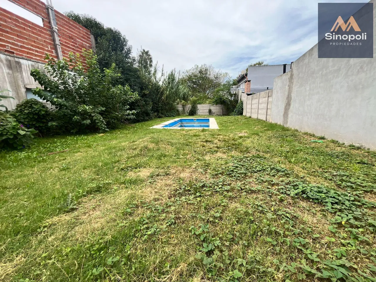 Terreno en 449 al 3400