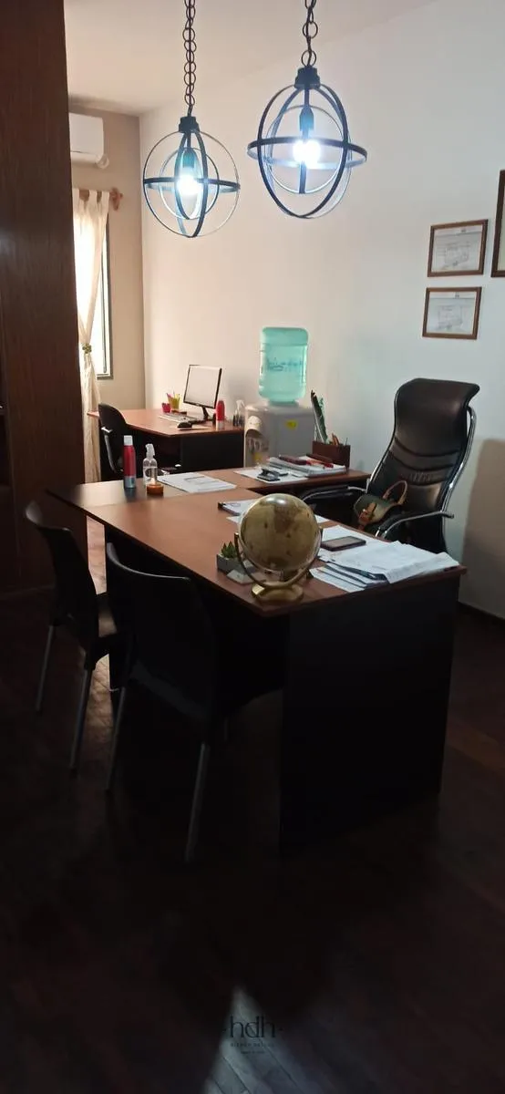 Oficina en San Martin al 70