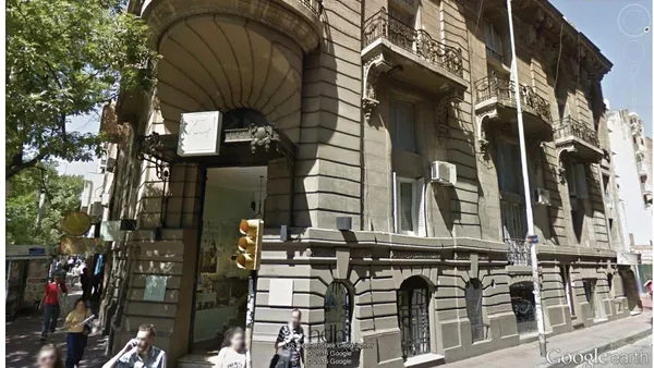 Casa en Velez Sarlfiled al 300