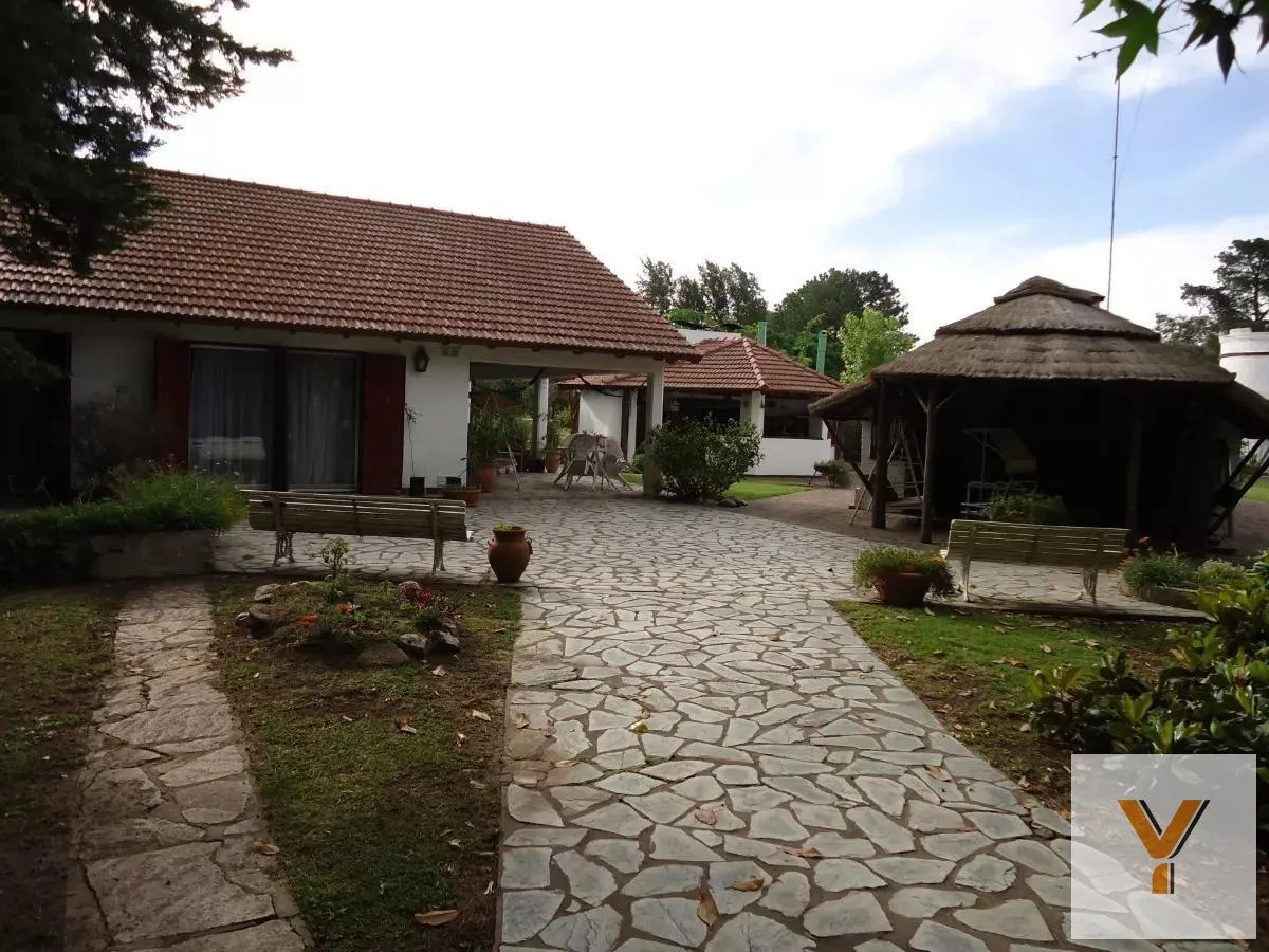 Casa en Misiones e/ Barragán y Sarmiento