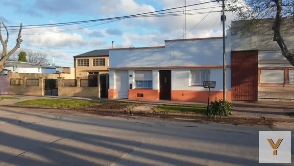 Casa en Avenida B. Otamendi e/ Avenida Buenos Aires y Salta