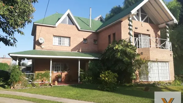 Casa en 130 y Gabriela Mistral