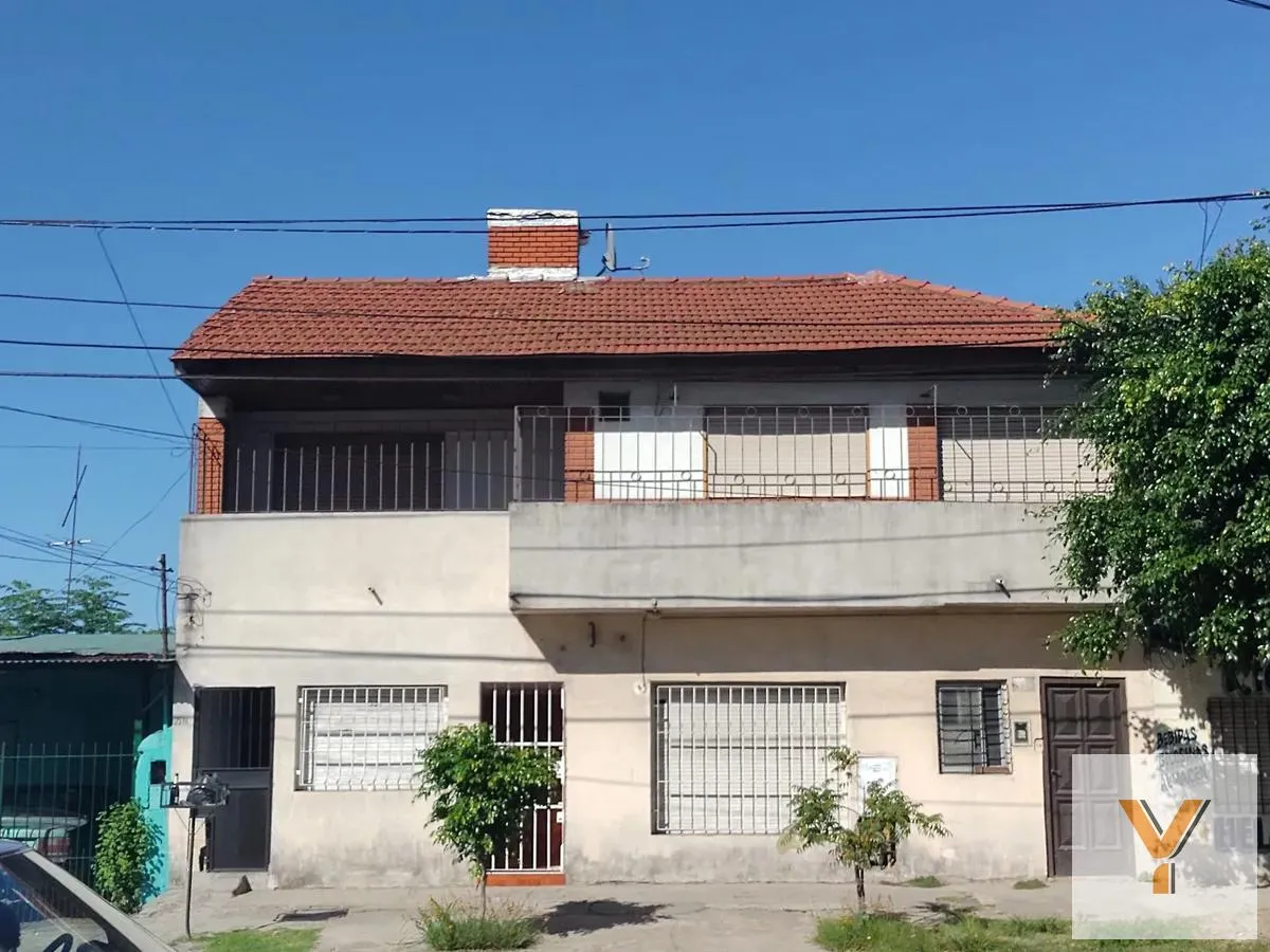 Departamento en Avenida Mauriño e/ Avenida Cnel Lynch y Neuquen