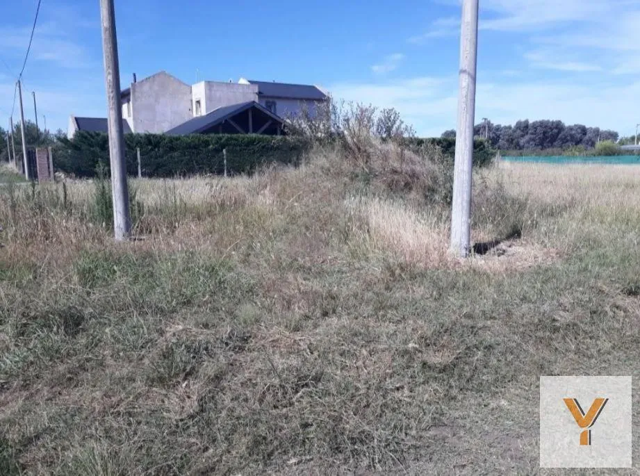 Terreno en 19 de Agosto y Guglieri
