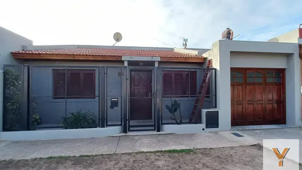 Casa en Lucio Mansilla y Gardes