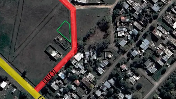Terreno en 37 y 179