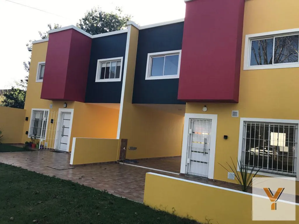 Casa en 128 e/ 103 y 104