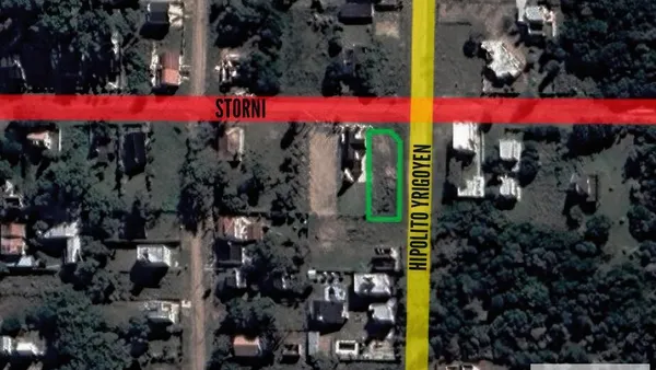Terreno en Yrigoyen y Stormi