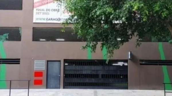 Cochera en Avenida Avellaneda e/ Campichuelo y Dr. Eleodoro Lobos