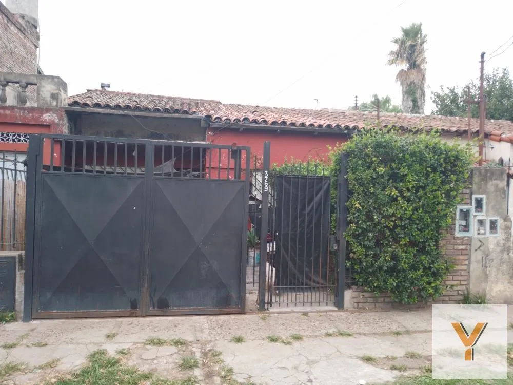 Casa en Rosario e/ Joaquín V. González y Agustín Álvarez