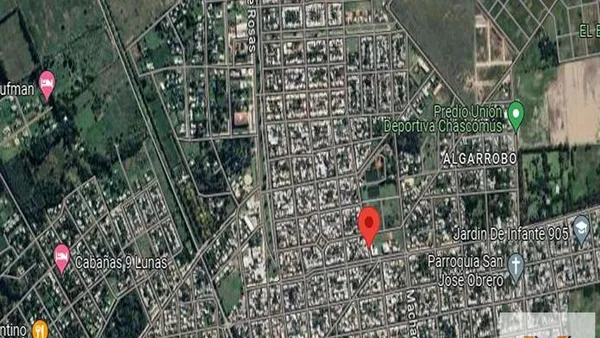 Local Comercial en Avenida Hipólito Yrigoyen e/ Avenida Fernando de Arenaza y San Lorenzo