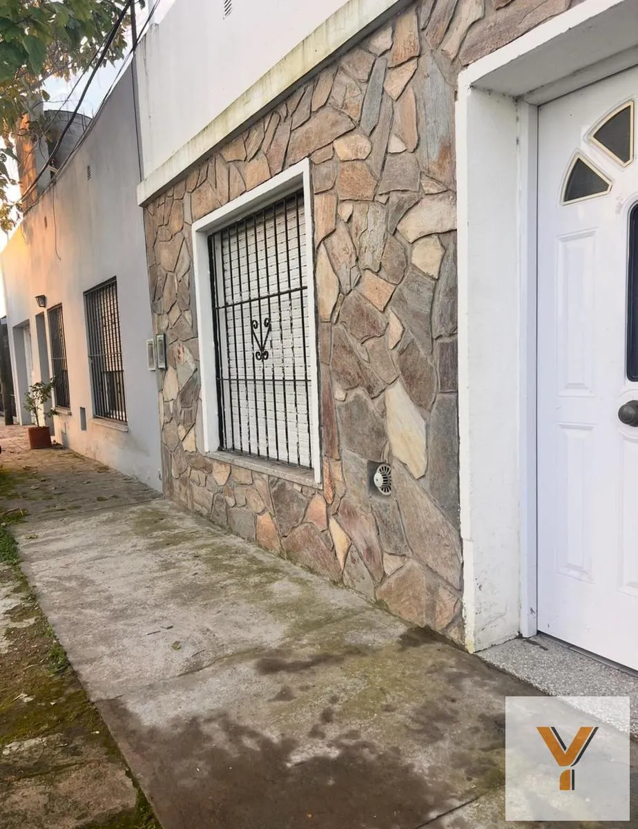Casa en 7 e/ Cerillo de Averia y Maipu