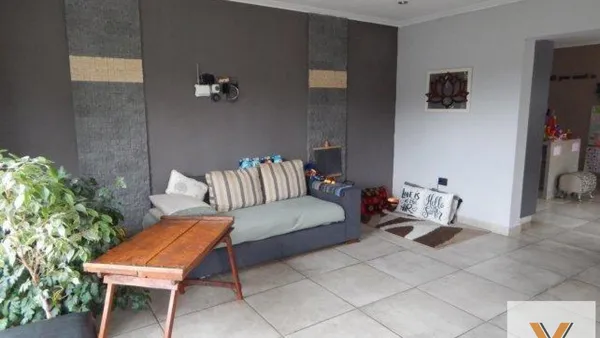 Casa en Segundo Sombra e/ La Blanca y Avenida Circunvalación