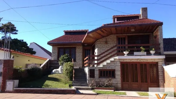 Casa en 6 e/ 39 y 40