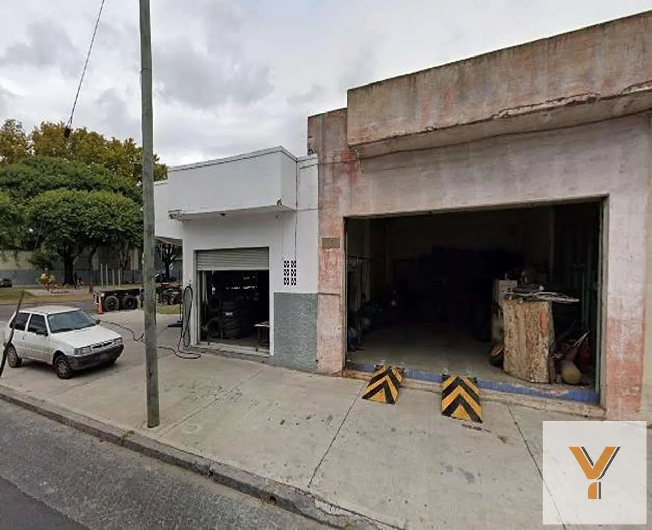Local Comercial en Avenida Intendente Francisco Rabanal y Erezcano